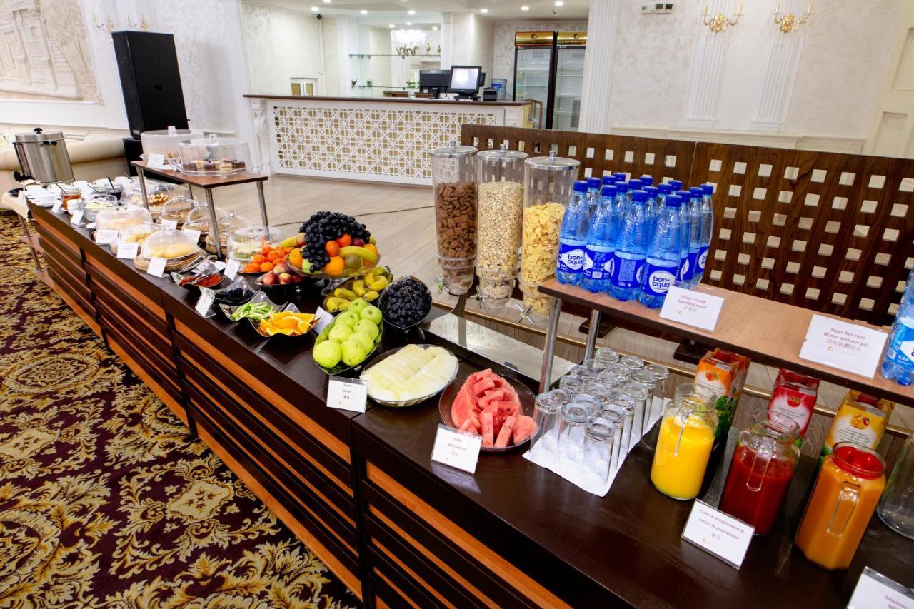 Hotel Golden Dragon Bishkek Esterno foto